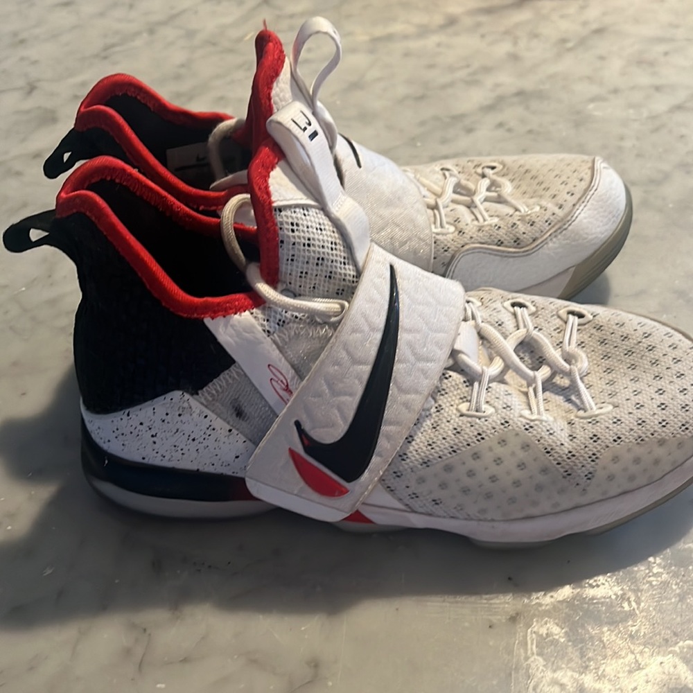 Nike Labron James boys size 5 basketball shoes.